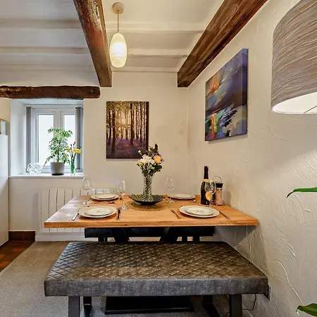 2 Bed In Arnside Silverdale 90530