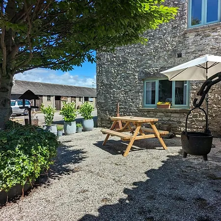 Holiday home 2 Bed In Arnside Silverdale 90530 Beetham