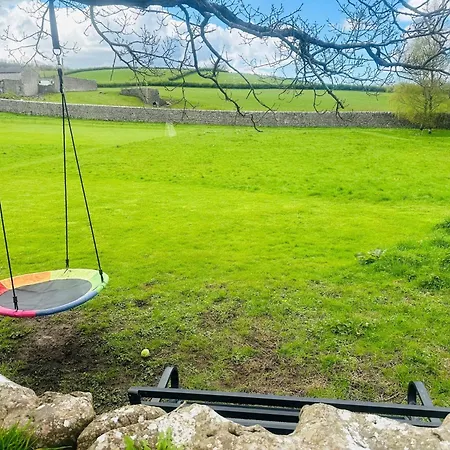 2 Bed In Arnside Silverdale 90530 Hébergement de vacances Beetham