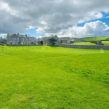 2 Bed In Arnside Silverdale 90530 Beetham